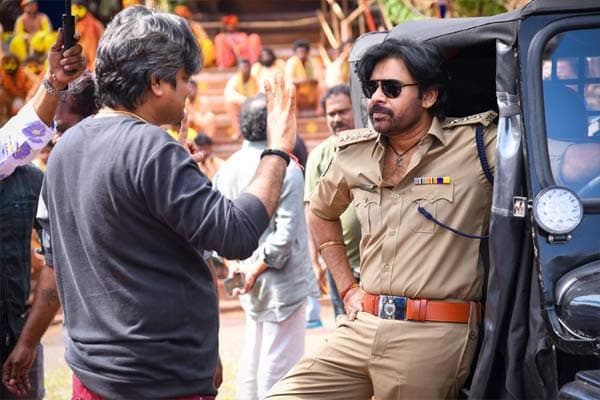 ఉత్సద్ కలెక్షన్స్ పై ట్రోలర్స్ కు డైరెక్టర్ హరీష్ శంకర్ కౌంటర్