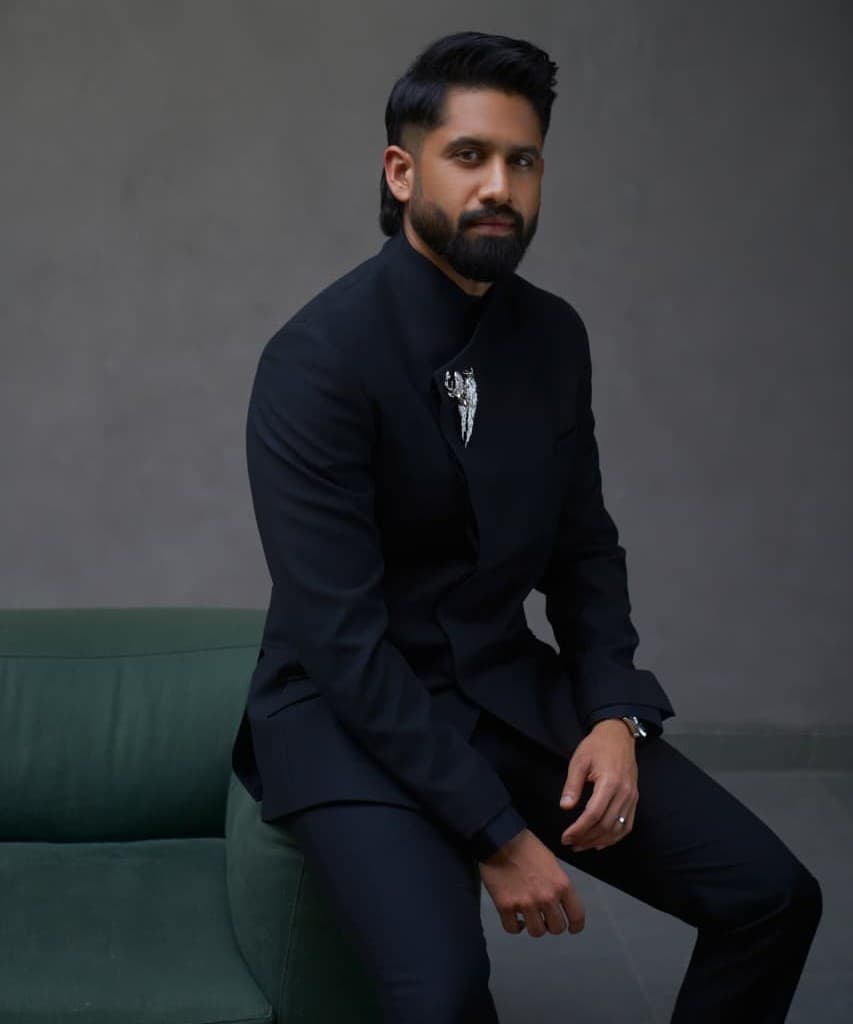 సరికొత్త స్టైలిష్ లుక్ లో అదరగొడుతున్న నాగ చైతన్య....