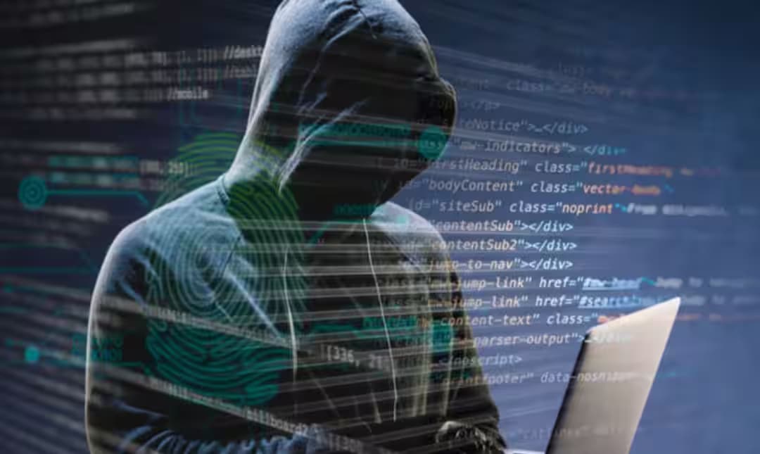 ఫేస్బుక్ ప్రేమ వలలో మోసం: టెకీ నుంచి రూ.2.36 కోట్లు దోచుకున్న సైబర్ కిలాడీ