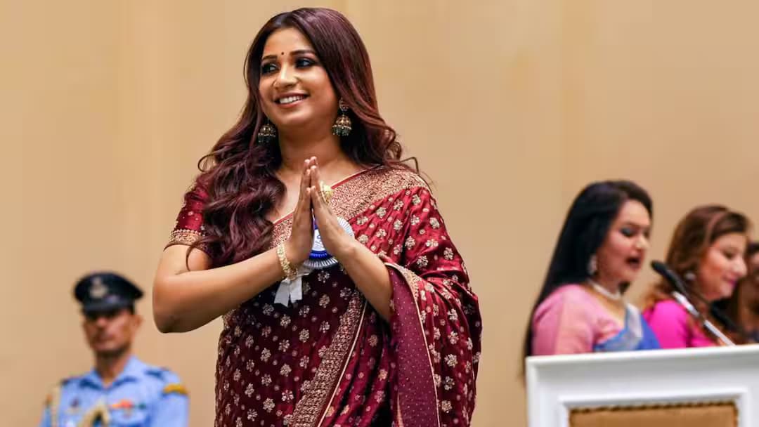 ముంబైలో లగ్జరీ ఫ్లాట్ కొన్న టాప్ సింగర్