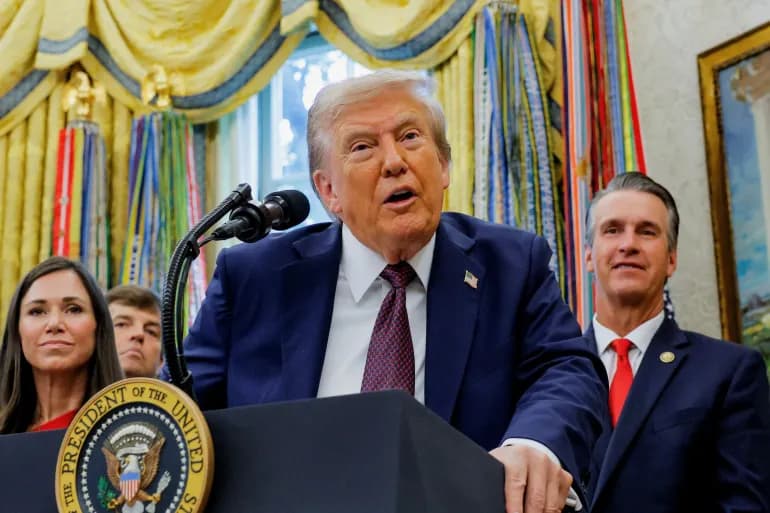 అమెరికా–ఇరాన్ చర్చల మధ్య ట్రంప్ సంచలన పోస్ట్