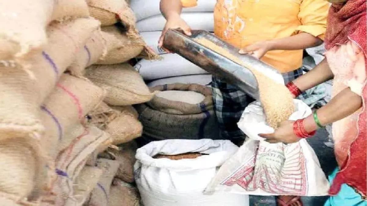 ఈ నెల 30 వరకు రేషన్ పంపిణీ పొడిగింపు