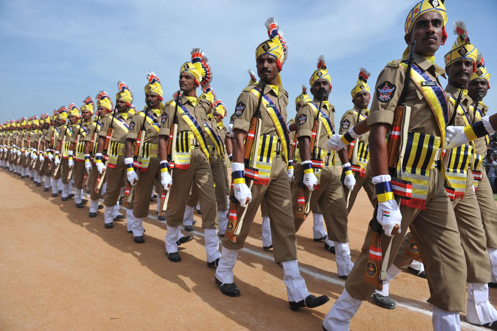 ఏపీ పోలీసులకు శుభవార్త.. పుట్టినరోజు, మ్యారేజ్ డేకు ప్రత్యేక సెలవులు!