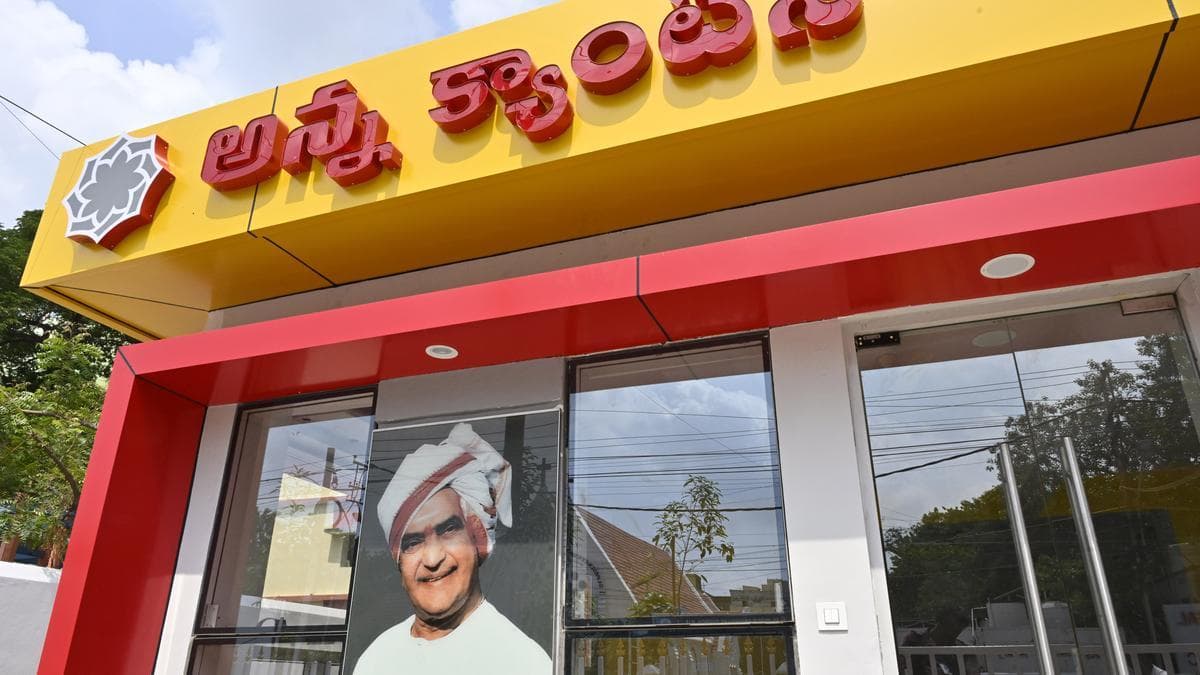 ఏపీలో గ్రామీణ ప్రాంతాల్లో 62 కొత్త అన్న క్యాంటీన్లు!