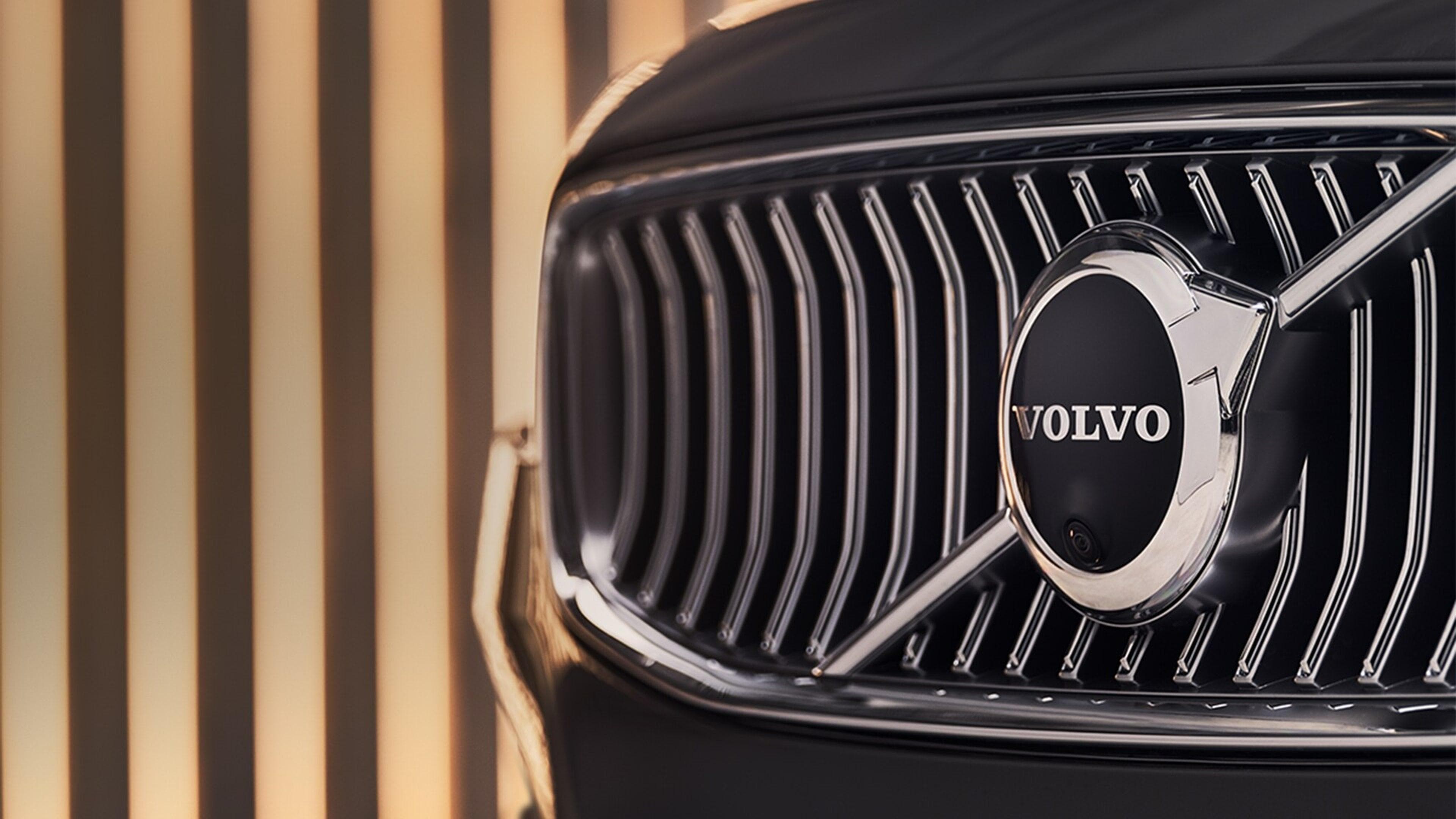 భారత్లో వోల్వో కార్ల ధరల పెంపు...