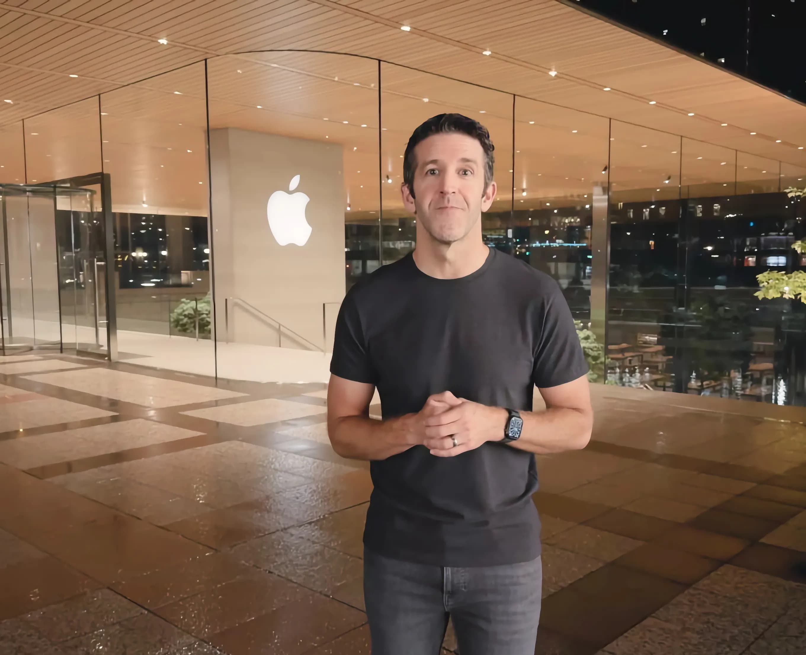 యాపిల్లో భారీ మార్పులు.. కొత్త సీఈవో నియామకం!