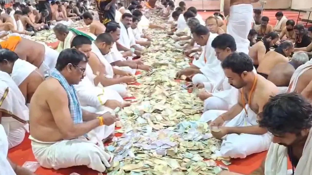 శ్రీ శైలం మల్లన్న హుండీ లెక్కింపు