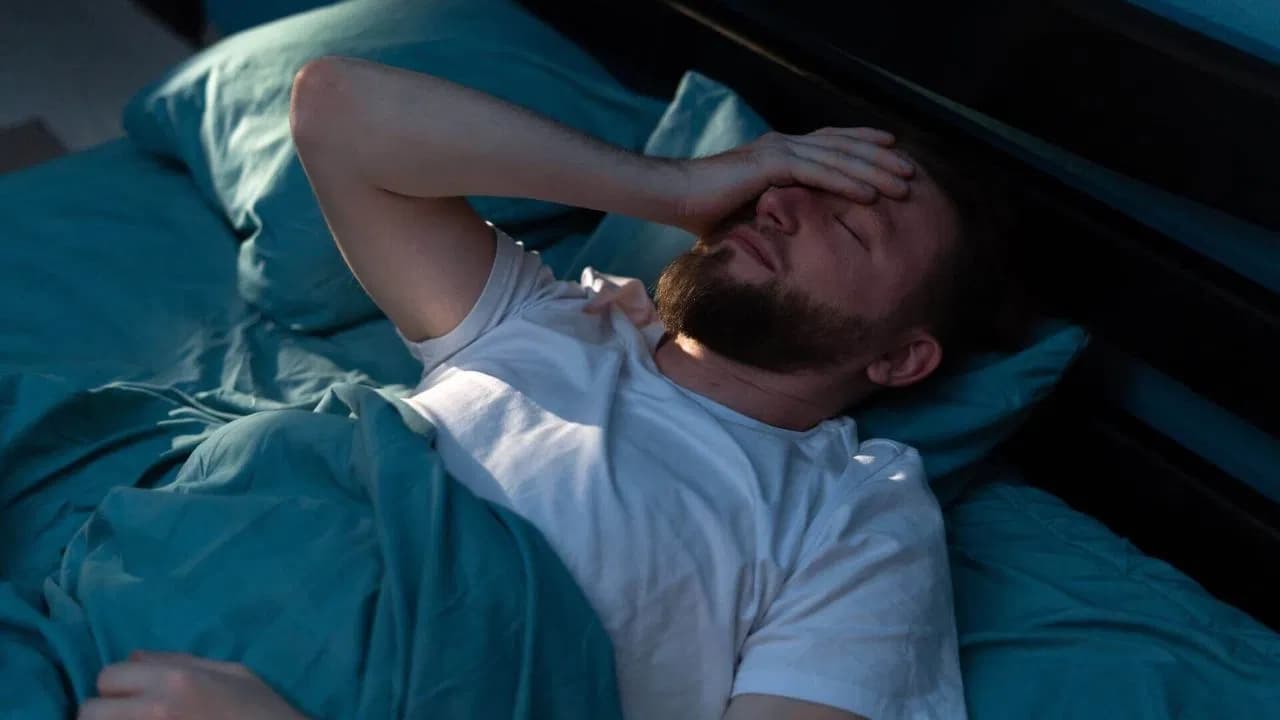 నిద్రలేమి ప్రభావం.. తల భారంగా, ఏకాగ్రత లోపం వెనుక కారణాలు